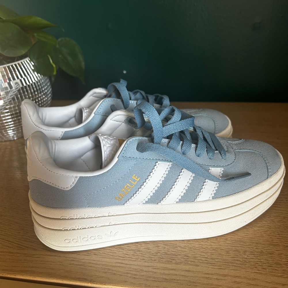 Adidas Women's Gazelle Blue and White Sneakers